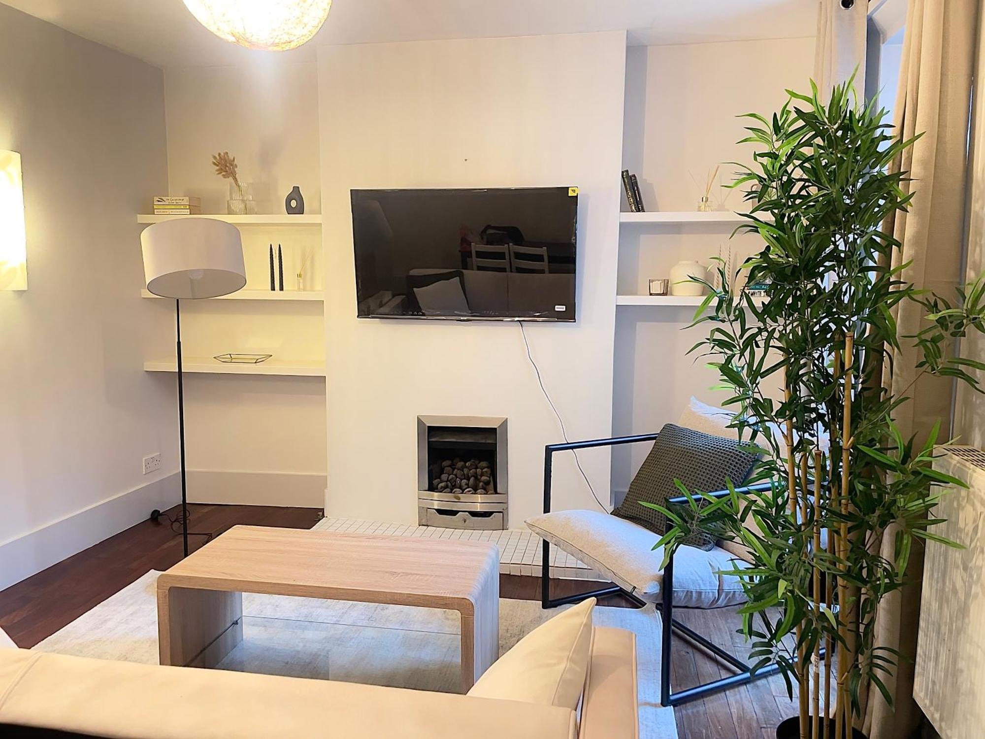 Great Value London Apartment With Garden In Tufnell Park Near Emirates Stadium And 10 Mins To Kings Cross Extérieur photo
